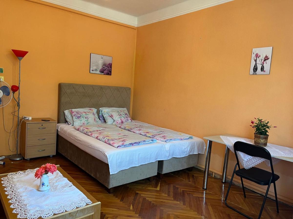 Appartement Rose Garden à Siófok Extérieur photo